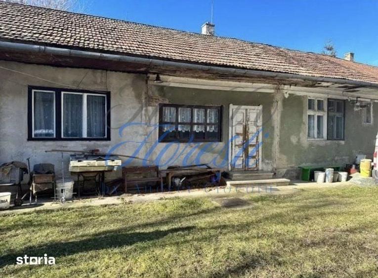 Casă cu 3 camere cu Teren 378 Mp în Florești
