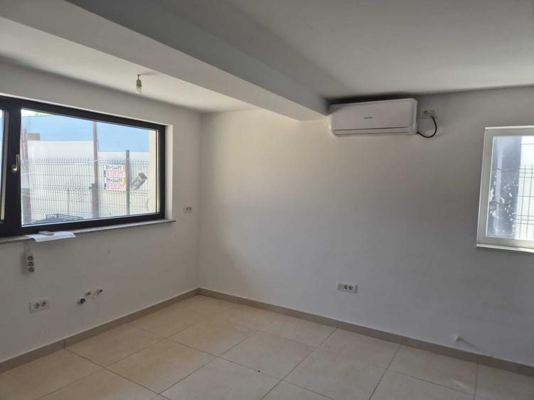Casă cu 4 camere în Berceni