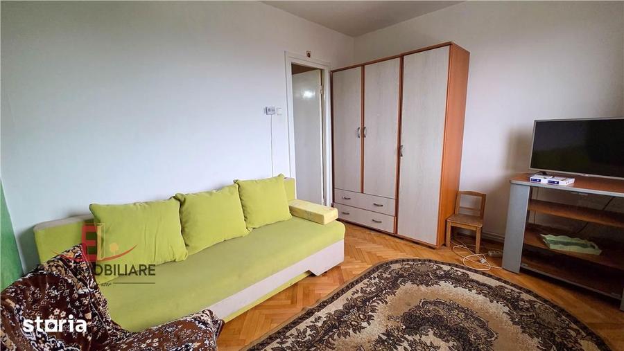 Apartament cu 3 camere decomandat în Dâmbu Pietros