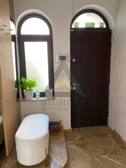 Apartament cu 3 camere decomandat în Beller