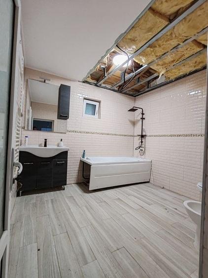 Casă individuală cu 3 camere cu Canalizare în Brodoc