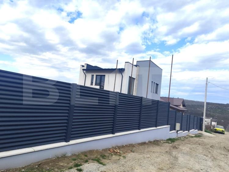Casă individuală cu 4 camere cu Teren 515 Mp în Rediu