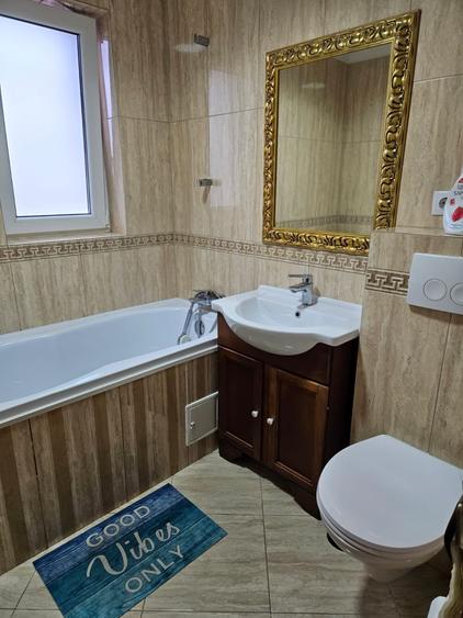 Apartament cu 3 camere în Ultracentral