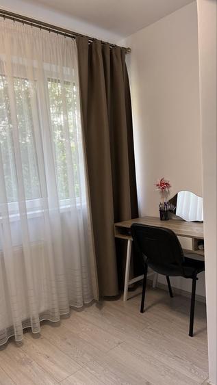 Apartament cu 2 camere decomandat în Roșu