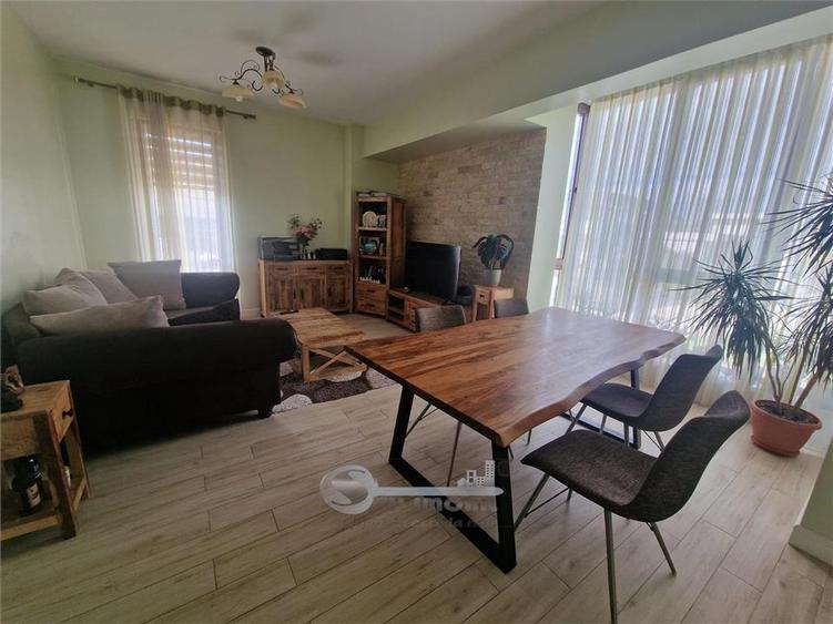 Apartament cu 2 camere decomandat, mobilat în Hlincea