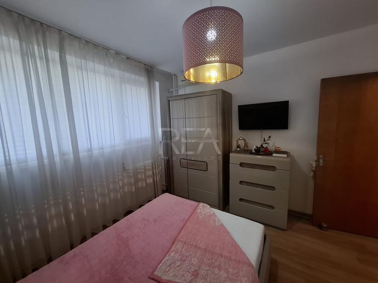 Apartament cu 3 camere decomandat, mobilat în Drumul Taberei
