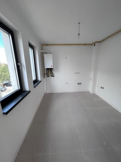 Apartament cu 3 camere decomandat în Albert