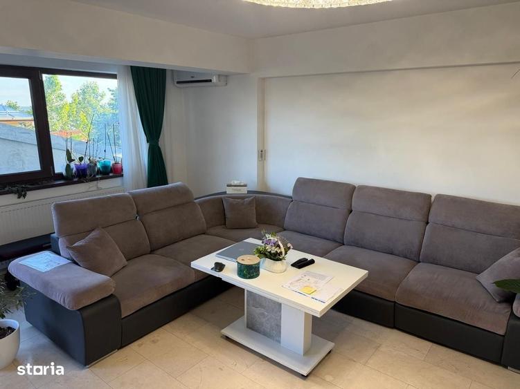 Apartament cu 3 camere decomandat în Central
