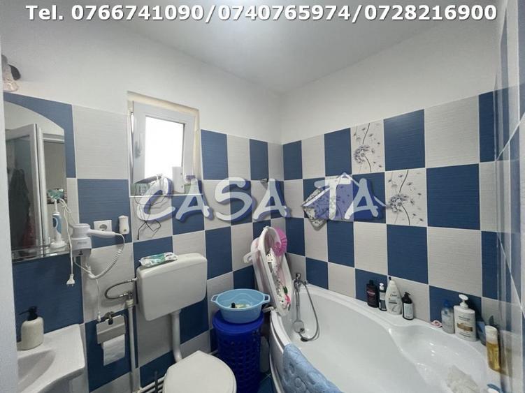 Casă individuală cu 3 camere cu Canalizare în Iezureni