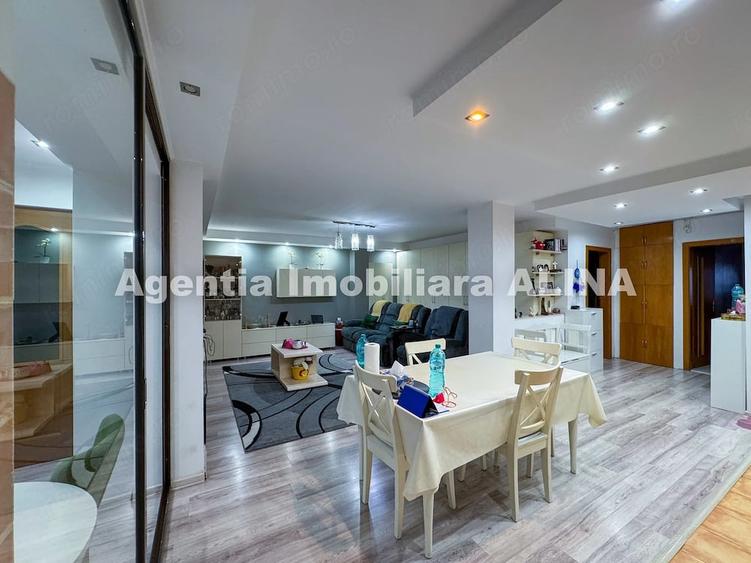 Apartament cu 3 camere decomandat în Mărăști