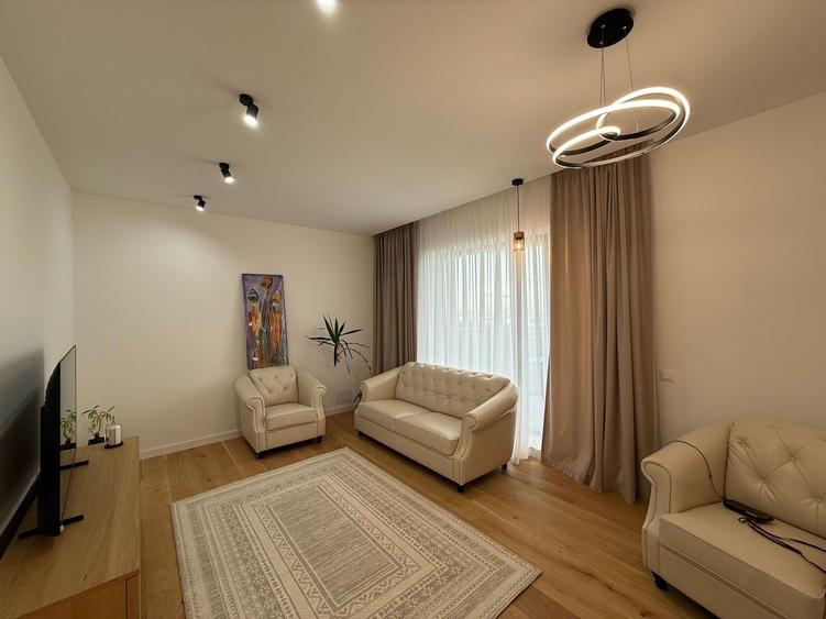 Apartament cu 2 camere decomandat, mobilat în Pipera