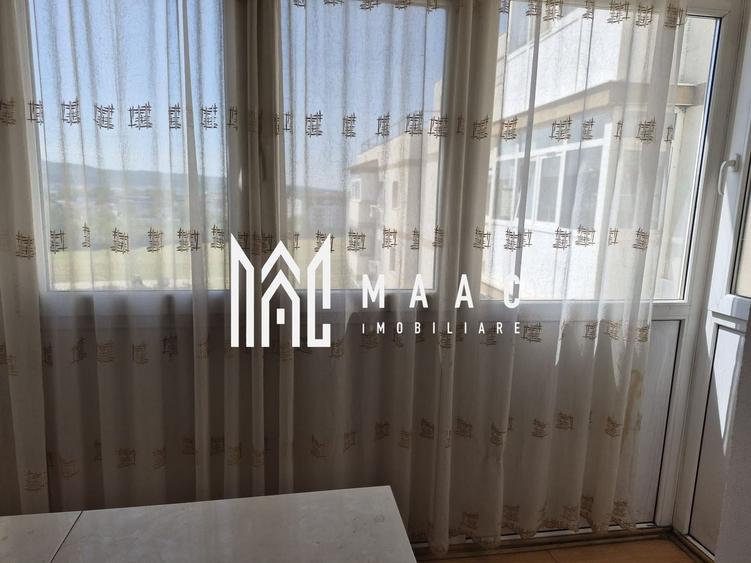 Apartament cu 3 camere decomandat, mobilat în Ostroveni