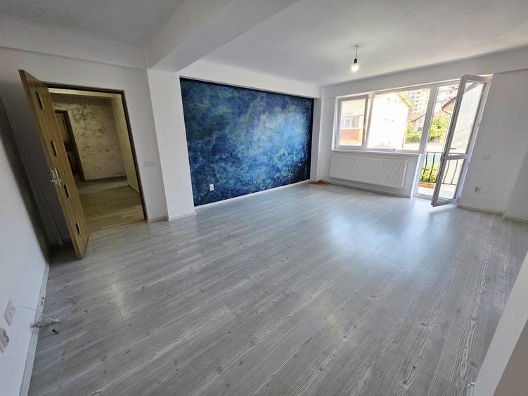 Apartament cu 3 camere în Popas Păcurari