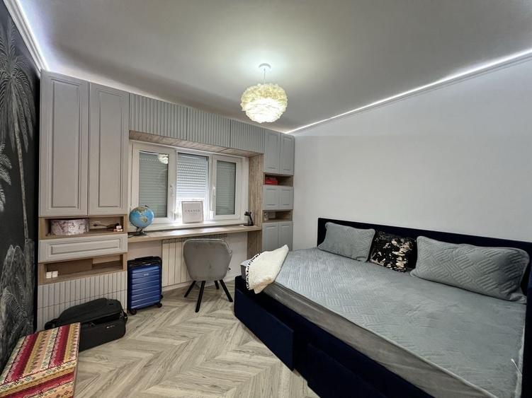 Apartament cu 3 camere decomandat în Dorobanți