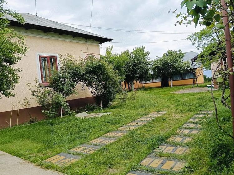 Casă cu 3 camere cu Teren 1895 Mp în Lunca