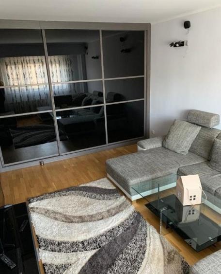 Apartament cu 2 camere decomandat în Brâncoveanu