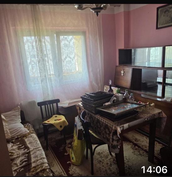 Vand apartament cu 2 camere comf.1 decomandat - 2
