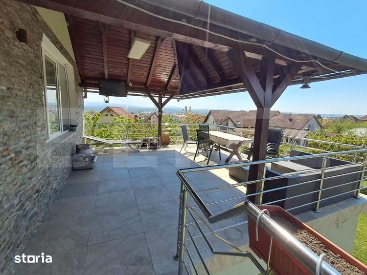 Casă cu 5 camere cu Teren 1260 Mp în Central