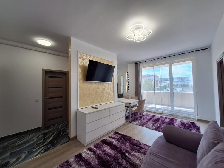 Apartament cu 2 camere semidecomandat, mobilat în Florești