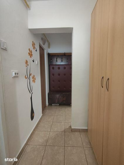 Garsonieră decomandată în Bartolomeu