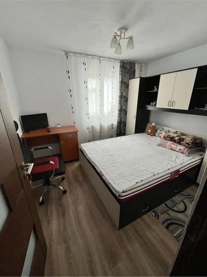 Apartament cu 2 camere semidecomandat în Ultracentral