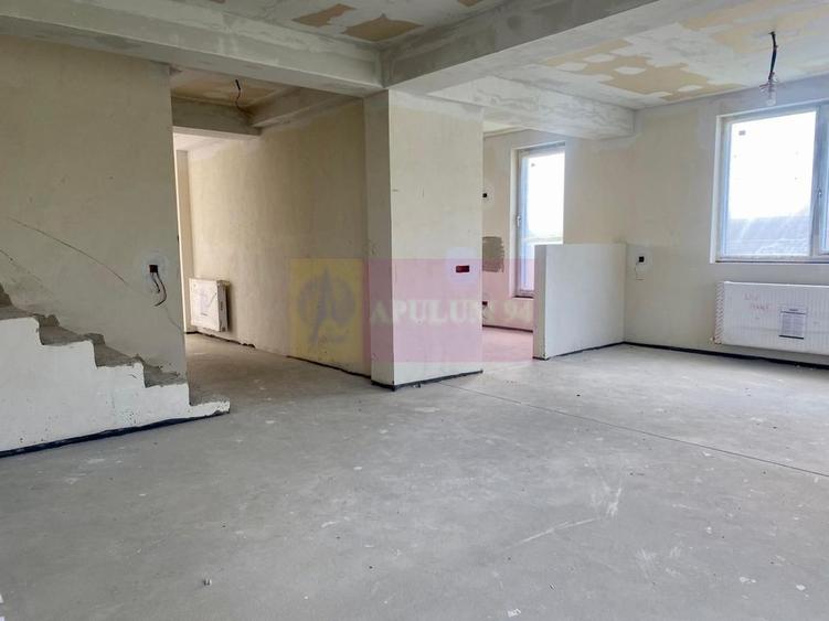 Casă individuală cu 4 camere cu Canalizare în Dimieni