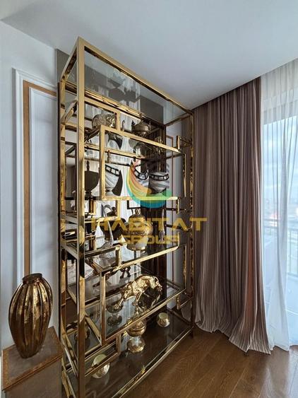 Apartament cu 6 camere decomandat, mobilat în Brâncoveanu