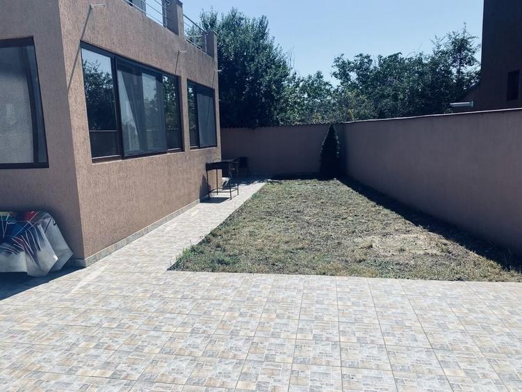 Casă cu 4 camere cu Teren 350 Mp în Central