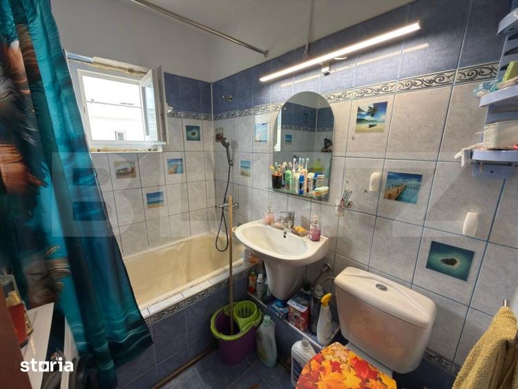 Apartament cu 3 camere decomandat în Peneș Curcanul