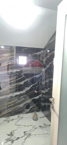 Casă cu 4 camere cu Teren 2608 Mp în Săuca