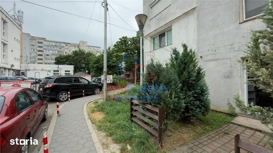 Spațiu comercial, de 48 mp, în Podu Roș