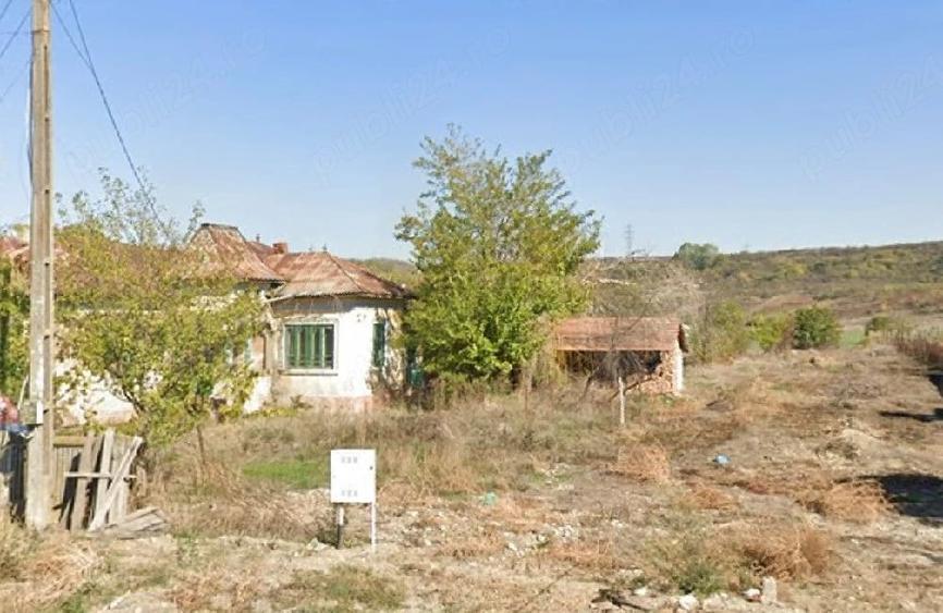 Teren de 9746 mp, în Central