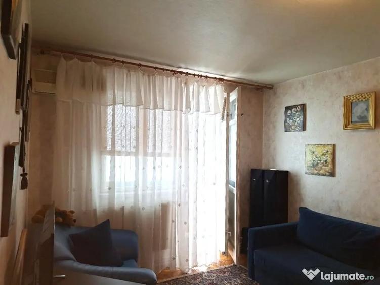 Apartament cu 2 camere semidecomandat în Trivale