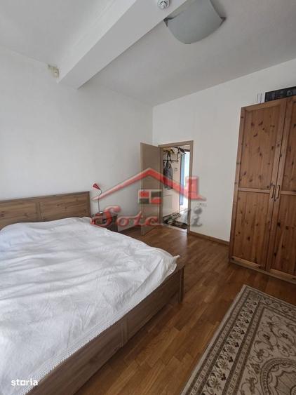 Casă cu 4 camere cu Teren 3300 Mp în Cornu