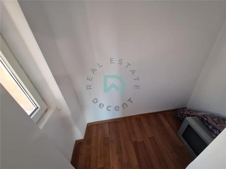Casă cu 2 camere cu Teren 300 Mp în Craiter