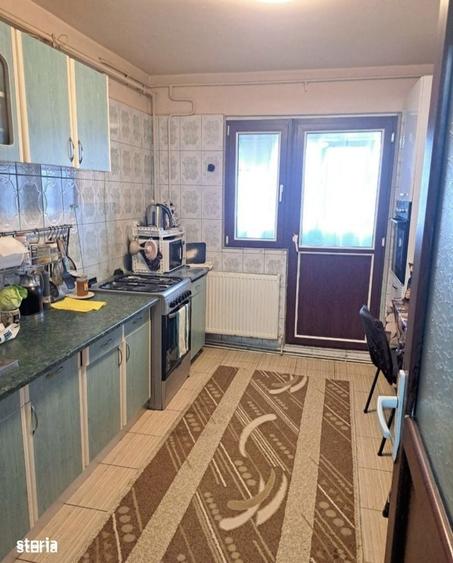 Apartament cu 4 camere în Rahova