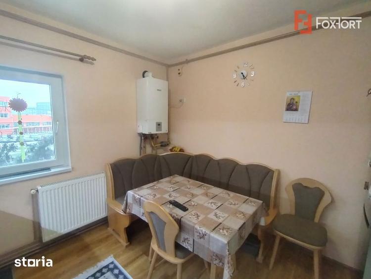 Apartament cu 3 camere semidecomandat, mobilat în Ciarda Roșie