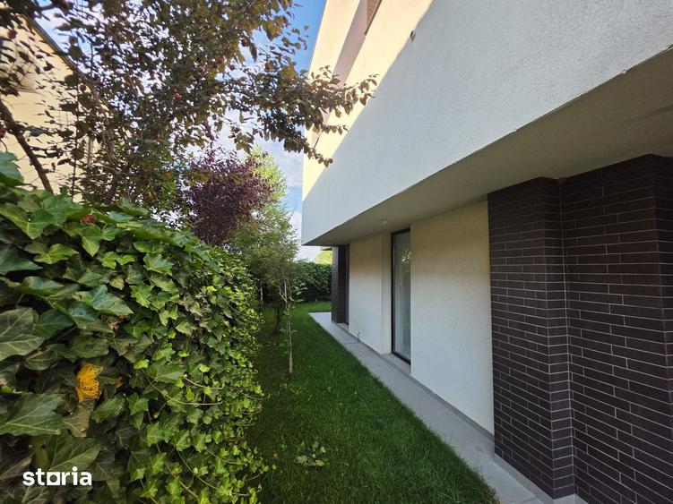 Casă cu 5 camere cu Teren 250 Mp în Central