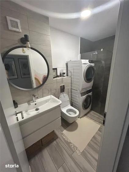 Apartament cu 3 camere decomandat, mobilat în Aradului