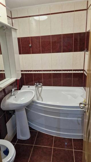 Garsonieră decomandată în Muncii