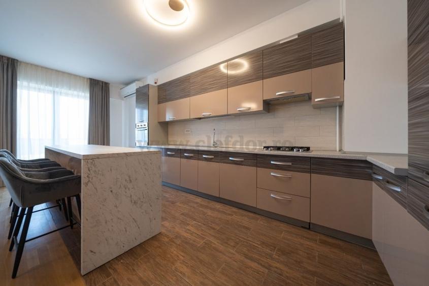 Apartament cu 4 camere semidecomandat, mobilat în Șoseaua Nordului