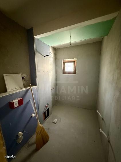 Apartament cu 3 camere decomandat în Brazda lui Novac