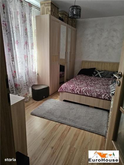 Apartament cu 3 camere în Cetate