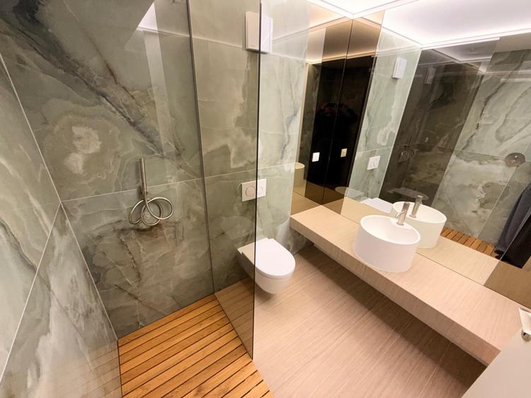 Apartament cu 3 camere în Iancu Nicolae
