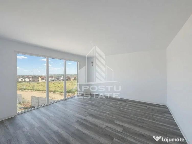 Casă cu 4 camere cu Teren 570 Mp în Giarmata