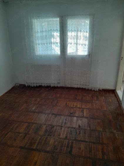 Garsonieră semidecomandată în Central