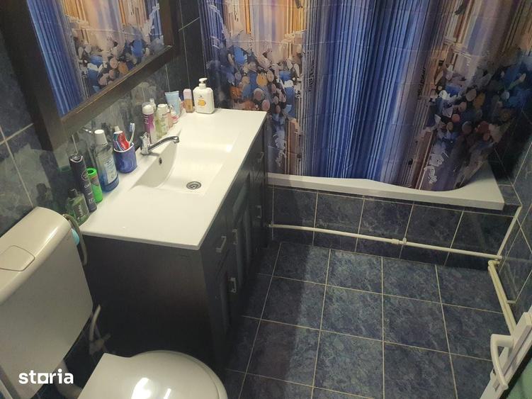 Apartament 2 camere, zona 1 Mai Est, etaj 4 din 4 - 5
