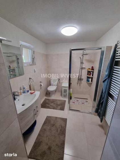 Casă cu 6 camere cu Teren 715 Mp în Cetate