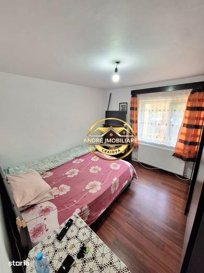Apartament cu 2 camere decomandat în Calea București