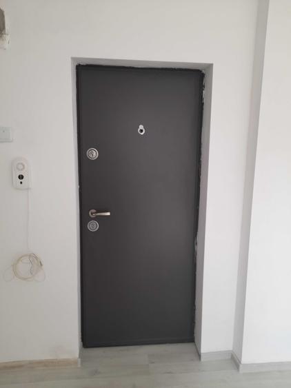Garsonieră semidecomandată în Calea București